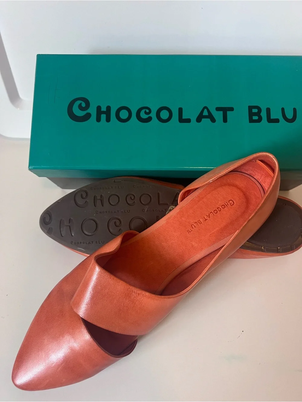 Chocolat Blu Gillian Orange Leather Flats 10